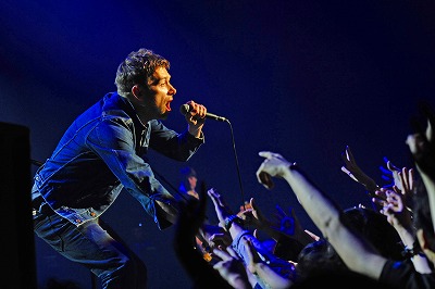 blur ZEPP_TEP8036 (1).jpg